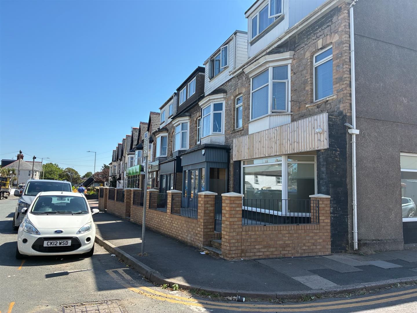 28 New Road, Porthcawl, CF36 5DN